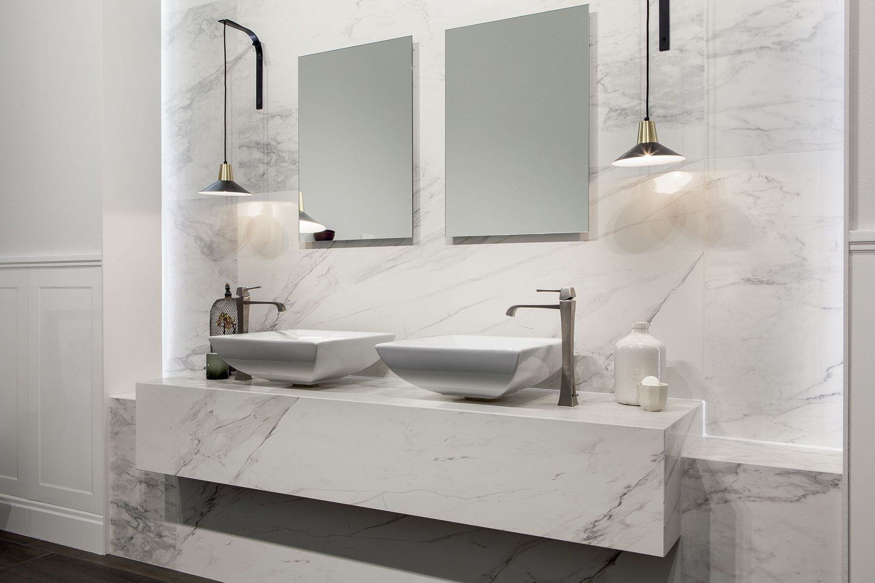 DECMAT-stones-and-more-calacatta-install-2