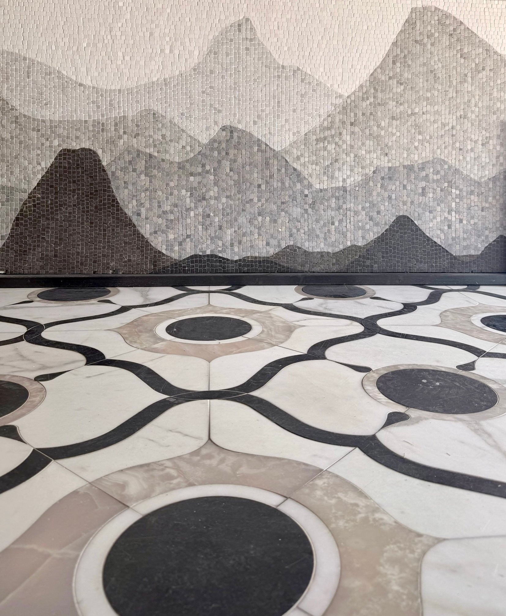 Vista mosaic from the Saguaro Collection by New Ravenna installation