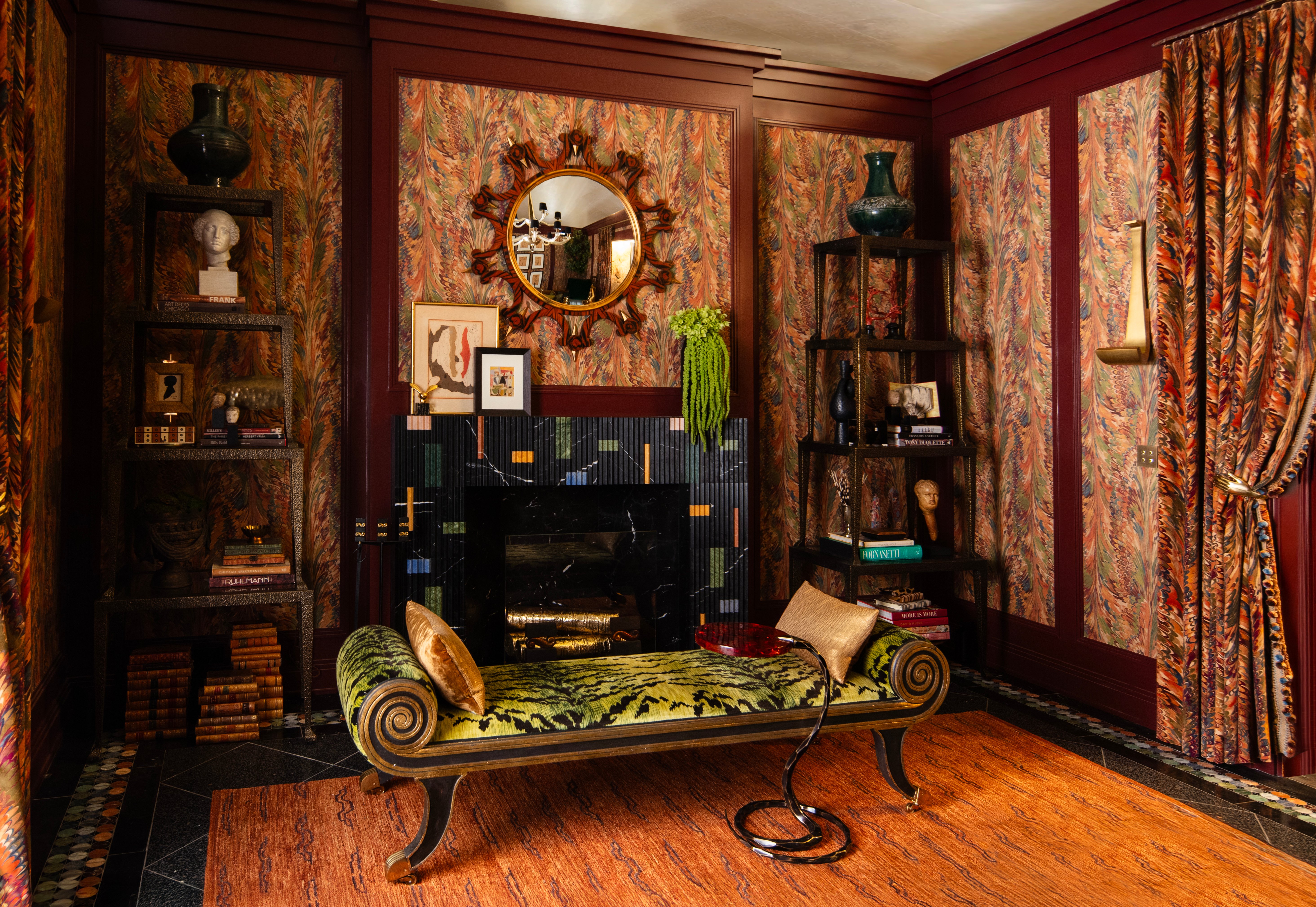 Pinnacle_fete_Nero_SPINFETE_Micro_Moons_SMIMOBLK_Venezia_TerrazzoYVENBLKH16_The_Mart_Showhouse_Chicago_IL_Jessica_La_Grange_Design_2026_Dining_Room_Fireplace_02