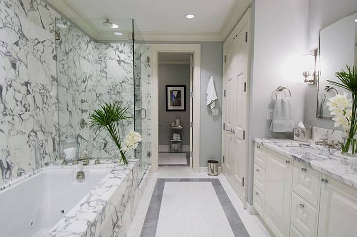 marble tile bathroom